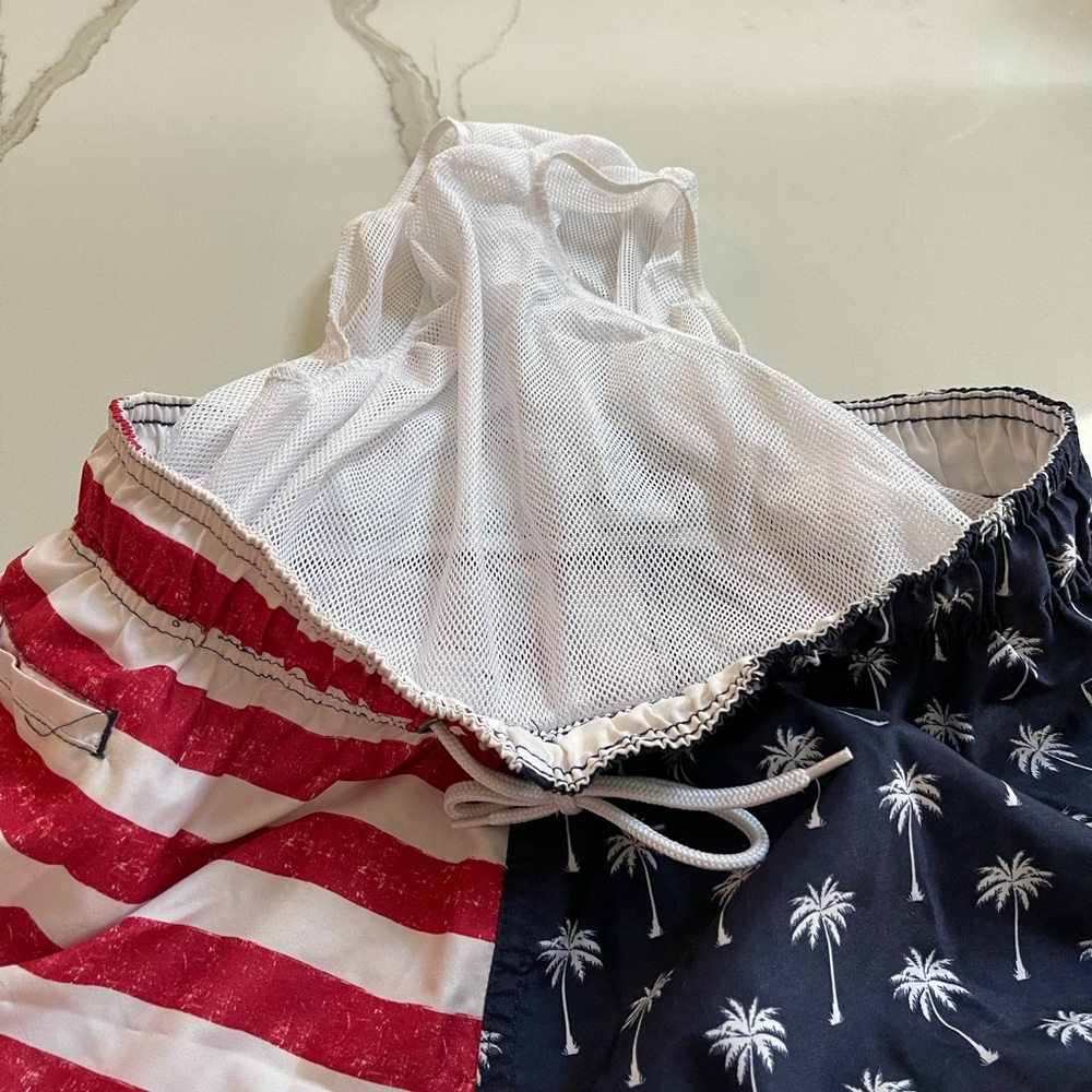 Charleston Threads Swim Trunks, Size L - Picture 5 of 5